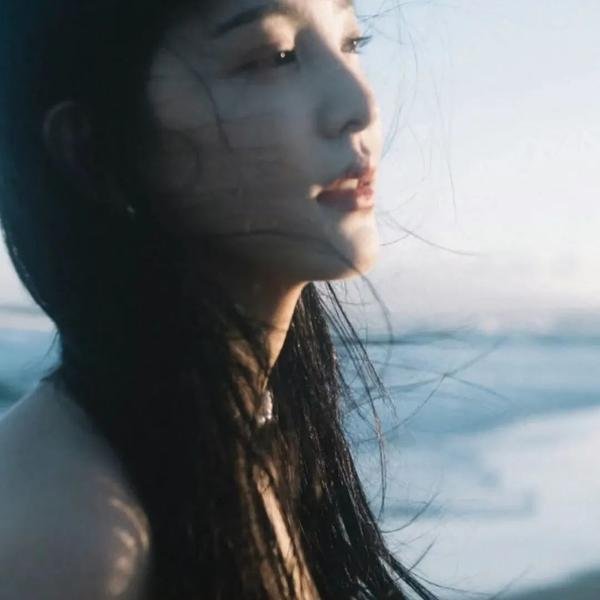 女心理师之心迷水影